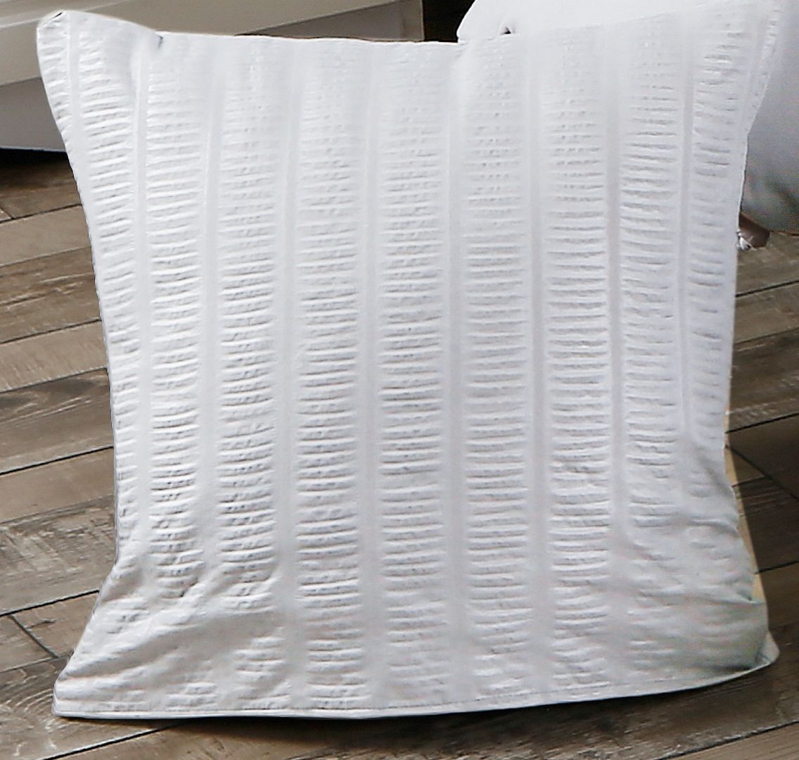 1000TC Premium Ultra Soft Seersucker Cushion Covers – 2 Pack
