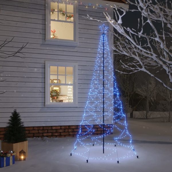 Christmas Tree with Metal Post LEDs