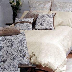 Tarlo Cream Quilt Cover Set Queen